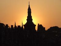 Sonnenuntergang in Sukhothai alte Haupstadt Siams